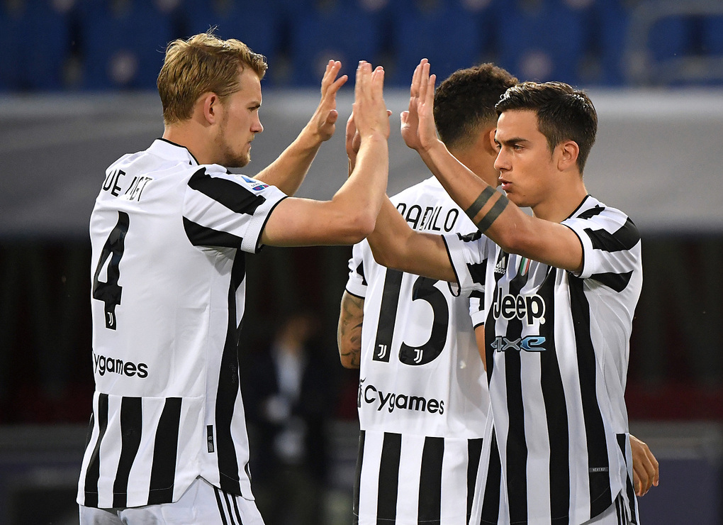Juventus được tiếp bước vào tham dự Champions League