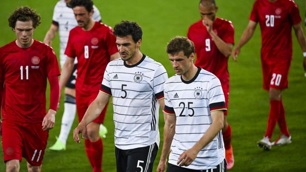 Mats Hummels và Thomas Muller tái xuất trong màu áo Đức.