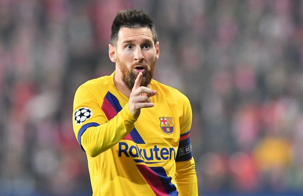 Học cách rê bóng qua người đơn giản mà cực hiệu quả của Messi