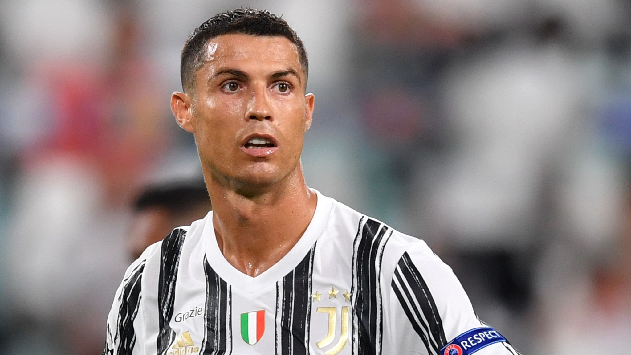 Ronaldo bỏ lỡ buổi tập cùng Juventus